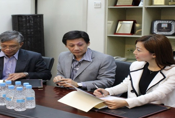 Henry Butcher And MLN, Singapore Sign Strategic Agreement